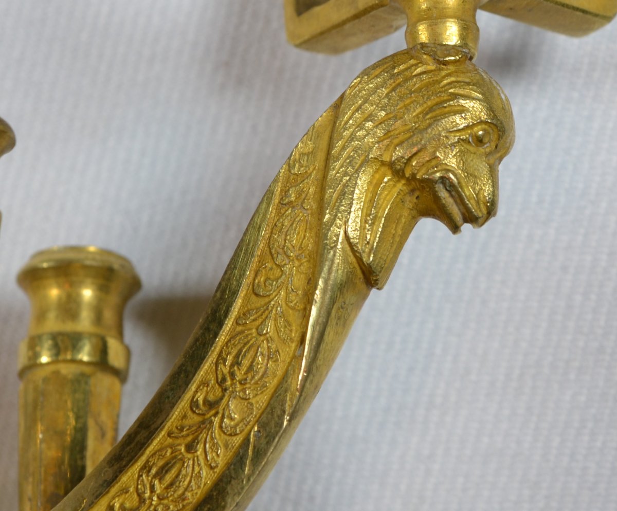 Encrier en bronze doré. Têtes d'aigles. Epoque empire. -photo-3