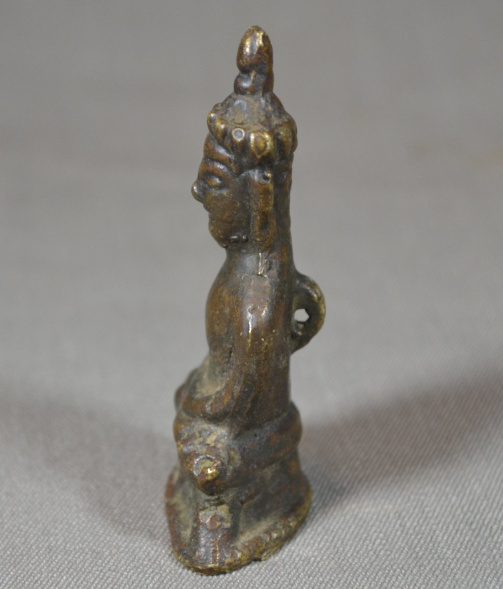 Bouddha-pendentif en bronze. Sud-est asiatique. Laos Cambodge 15°-16° siècle.-photo-3