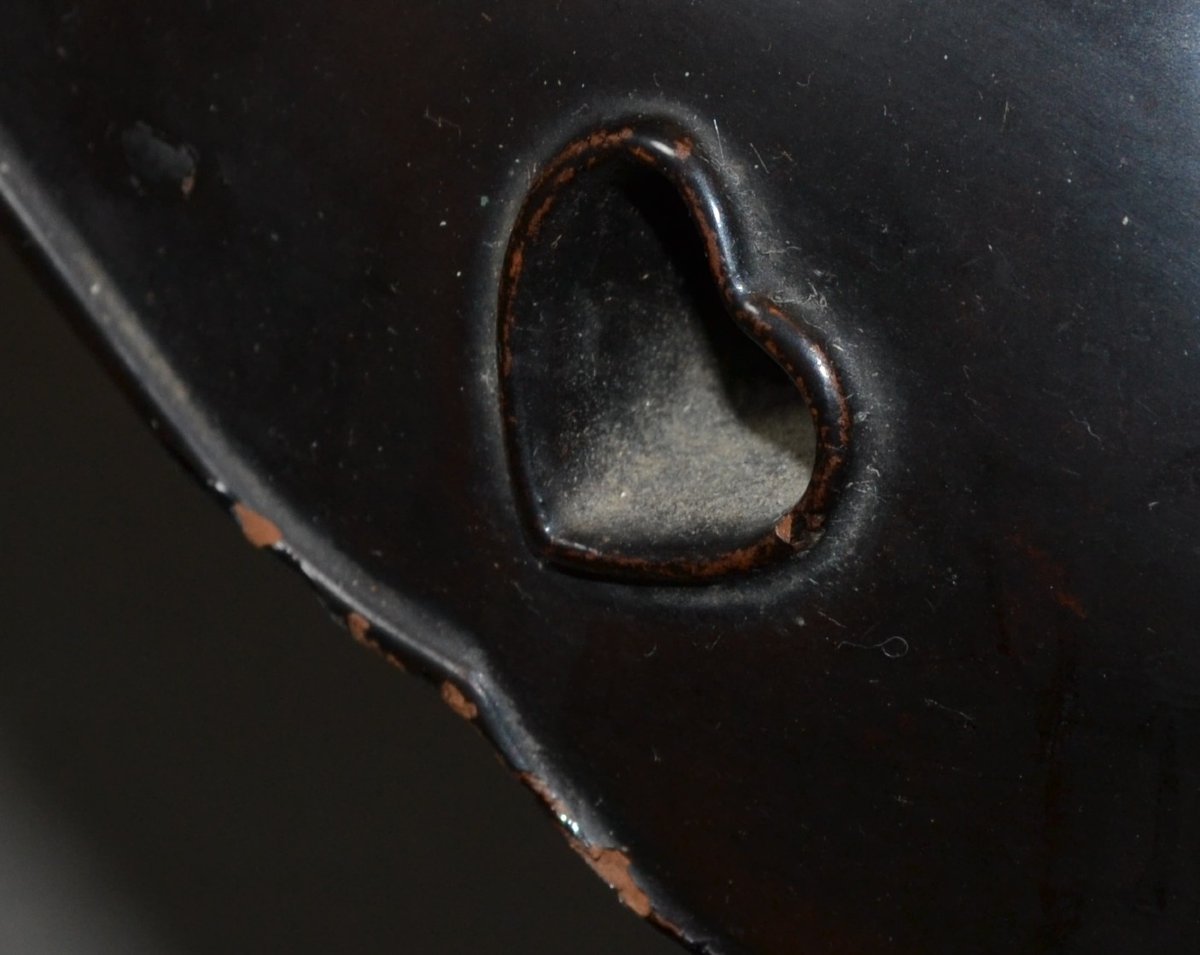 Hibachi en laque noire et cuivre doré. Japon début Edo (1603-1868). -photo-6