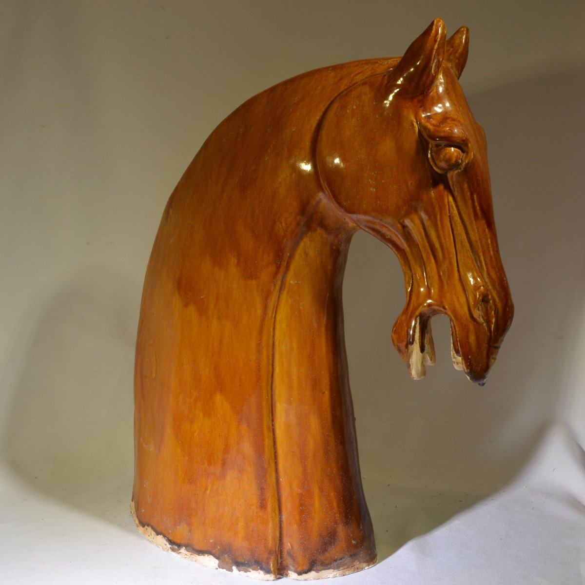 Tête de cheval en terre cuite émaillée. Copie de Style Tang .  Années 60.-photo-4