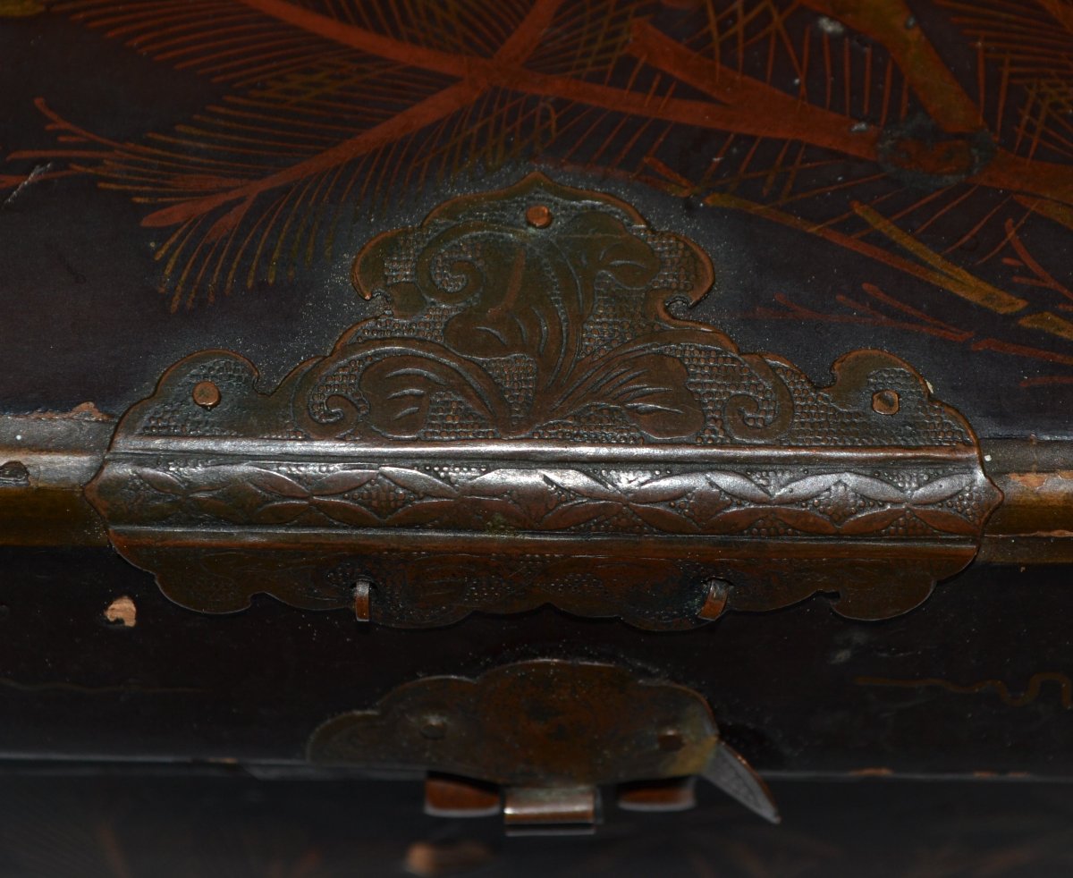 Lacquered Wooden Box. Namban, Late Muromachi Period. Japan, 16th Century. -photo-8