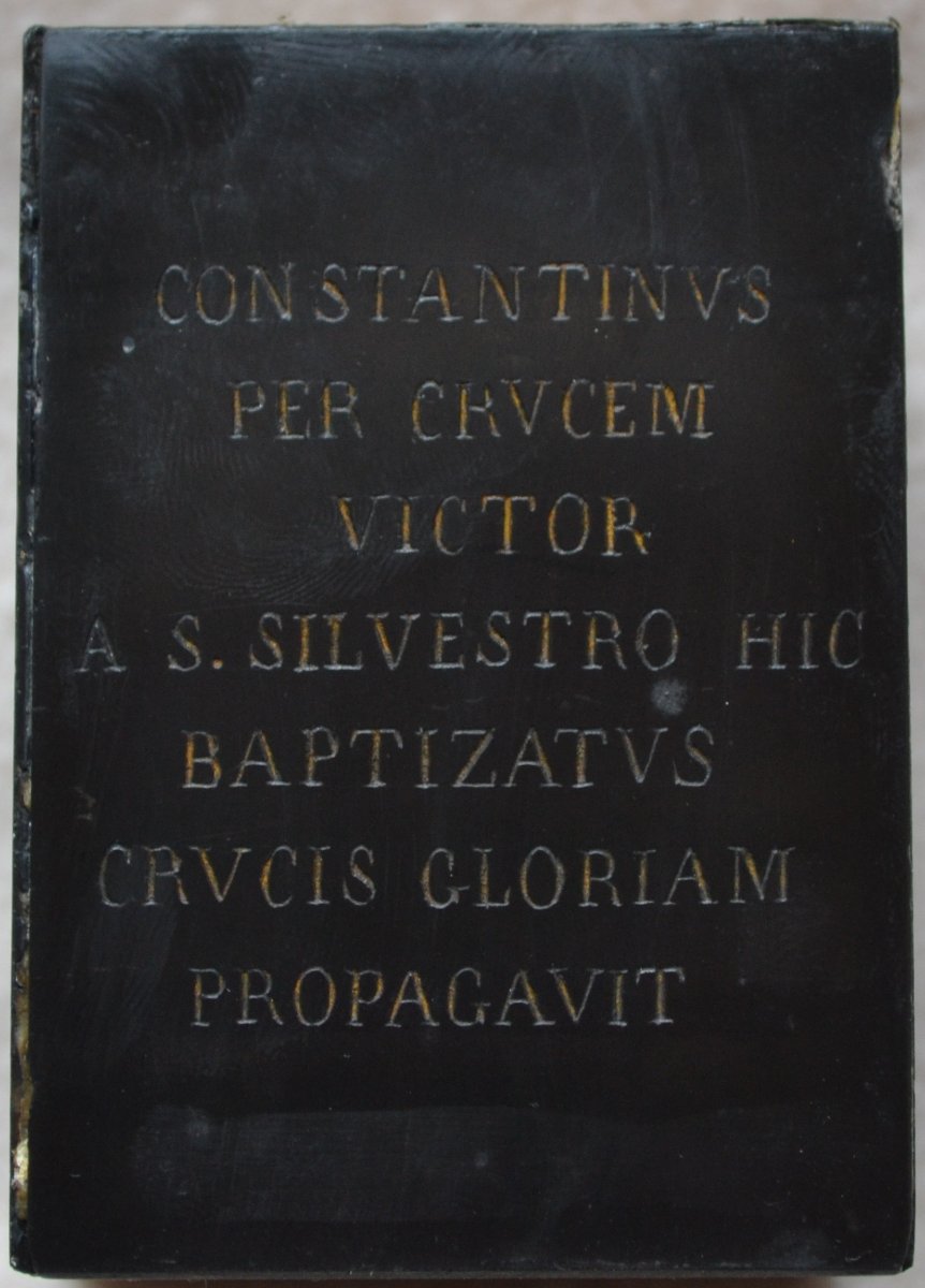 Carved Black Stone Obelisk. Engraved Text In Latin. Europe 19th Century Or Earlier.-photo-3