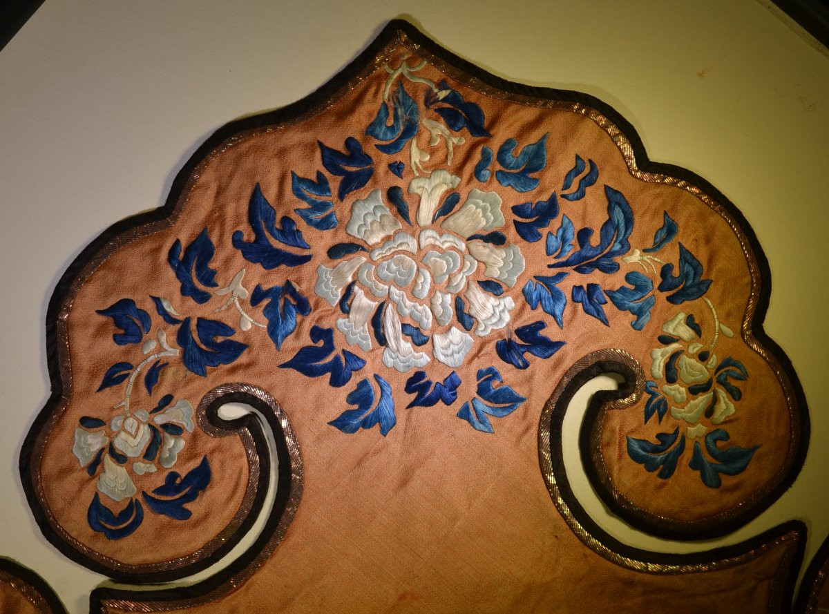 Embroidered Silk Shoulder Collar (yunjian).china Qing Dynasty.-photo-2