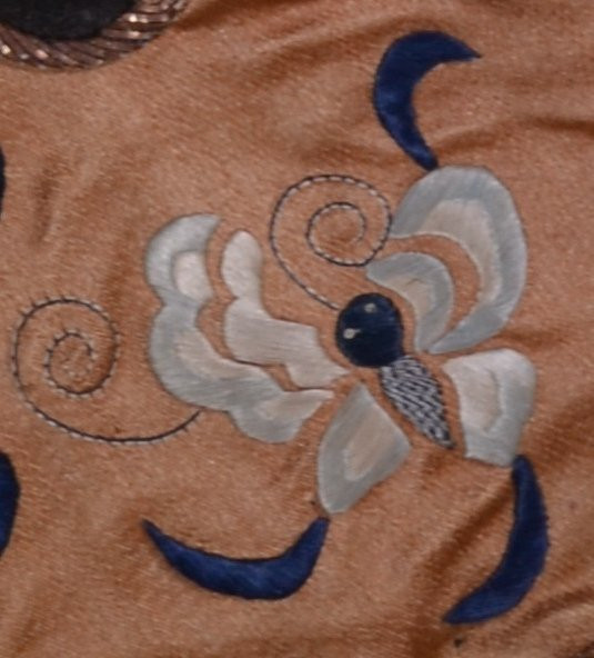 Embroidered Silk Shoulder Collar (yunjian).china Qing Dynasty.-photo-2