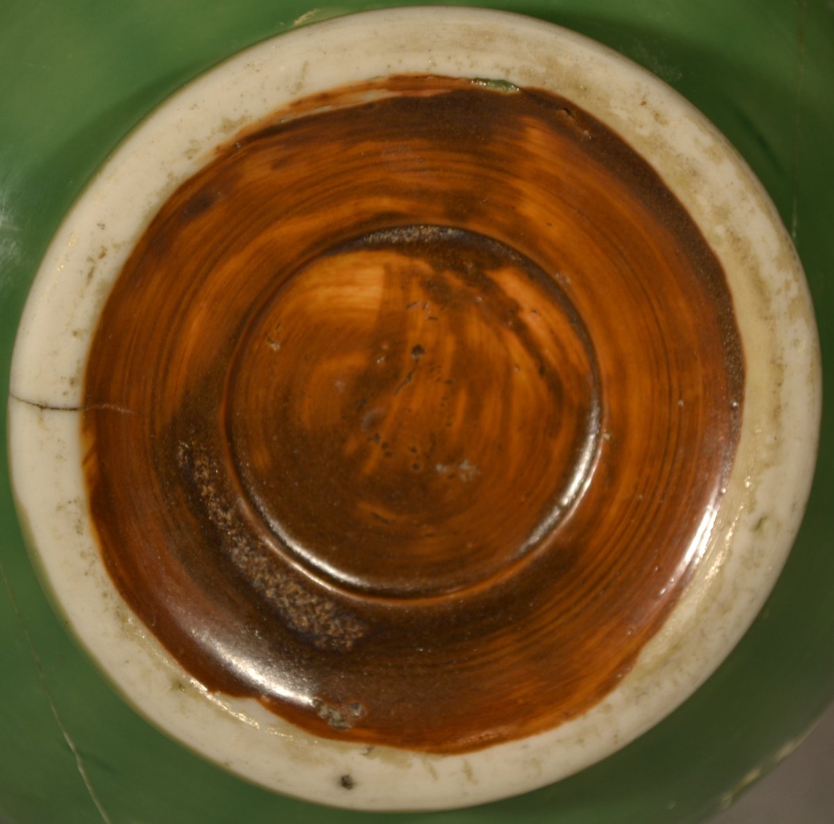 Vase en porcelaine émaillé vert et brun. Chine 18° siècle. Règne de Kangxi.-photo-2