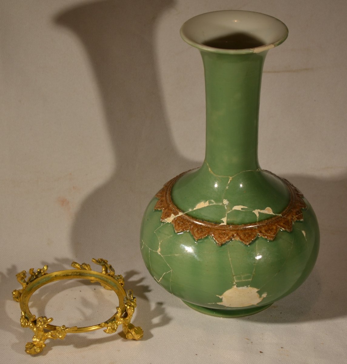 Vase en porcelaine émaillé vert et brun. Chine 18° siècle. Règne de Kangxi.-photo-4