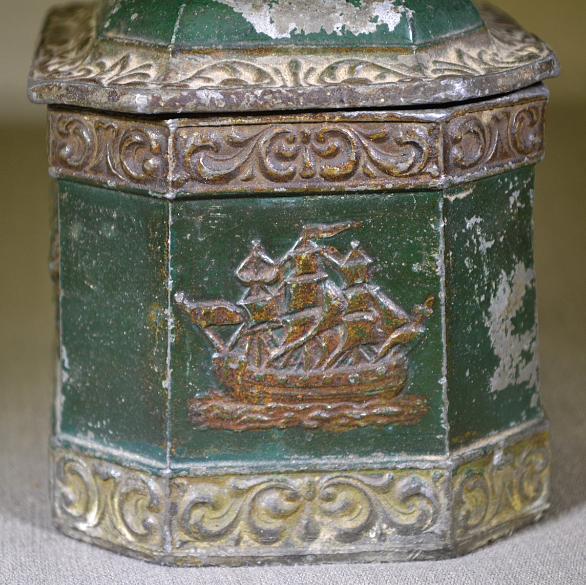 Pewter Marine Box Decorated With Boats And Cornucopias. England Circa 1800.-photo-7