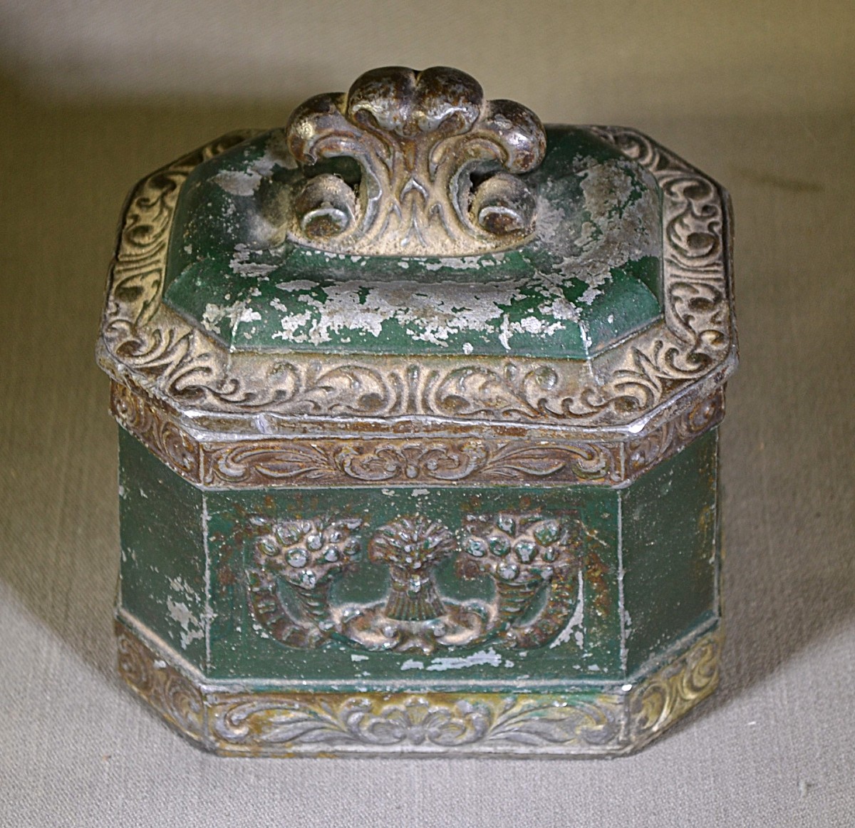 Pewter Marine Box Decorated With Boats And Cornucopias. England Circa 1800.