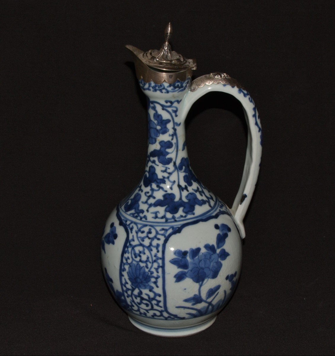 Japanese Porcelain Tokkuri. European Frame. Arita 17th Century.