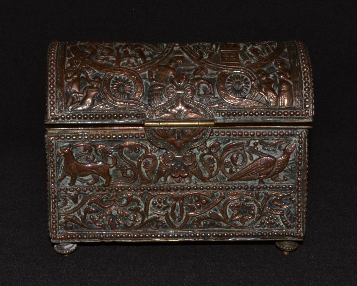 Coffret  médiéval à bijoux en métal argenté. France 19° siècle. -photo-4