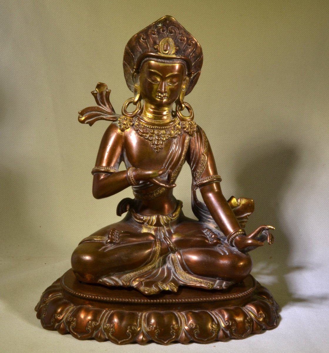 Bouddha Amitayu en bronze doré style de Zanabazar. Mongolie 1900. -photo-2