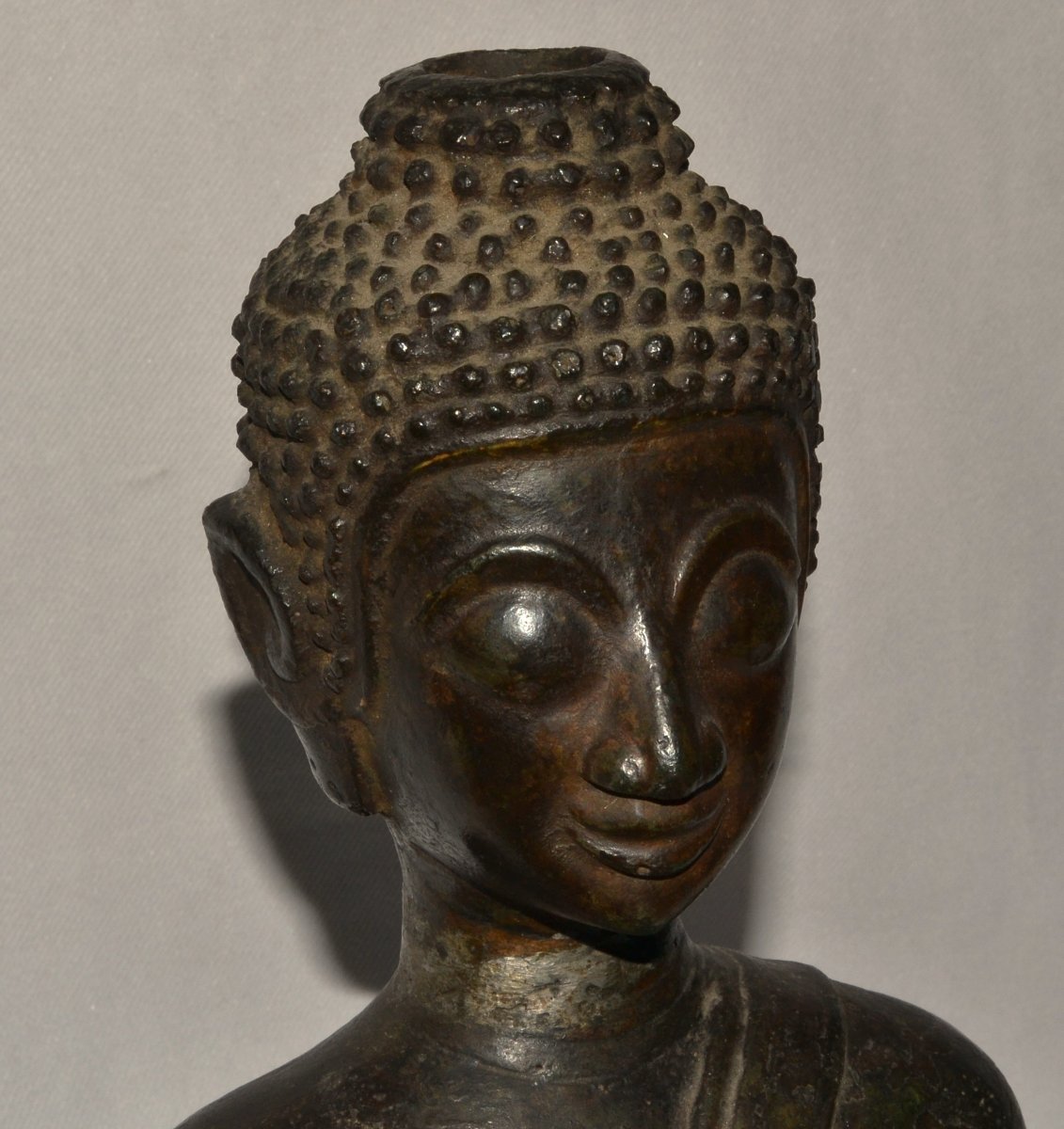 Cast Bronze Buddha. Southeast Asia. 17th Century Or Earlier.-photo-2