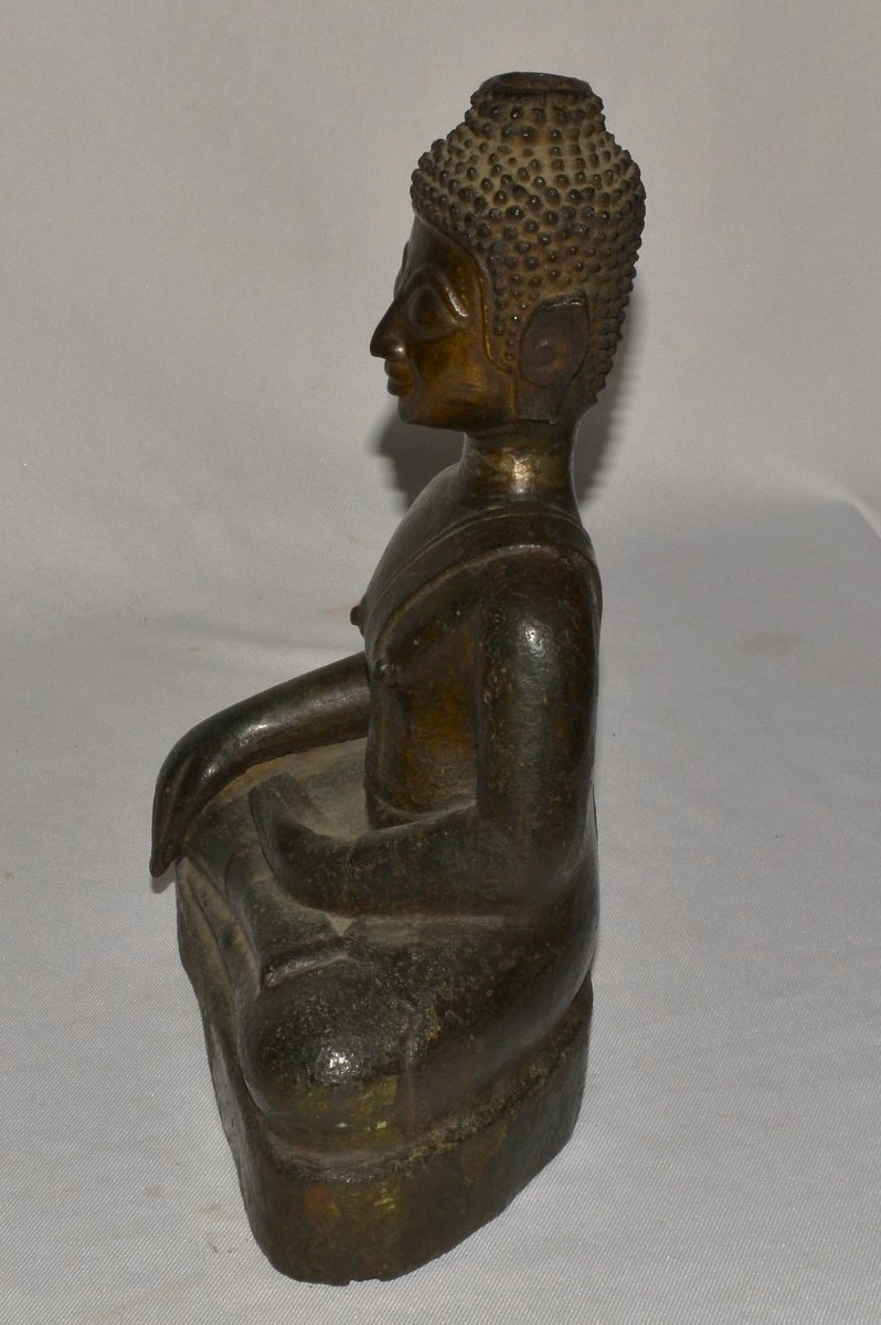 Cast Bronze Buddha. Southeast Asia. 17th Century Or Earlier.-photo-2