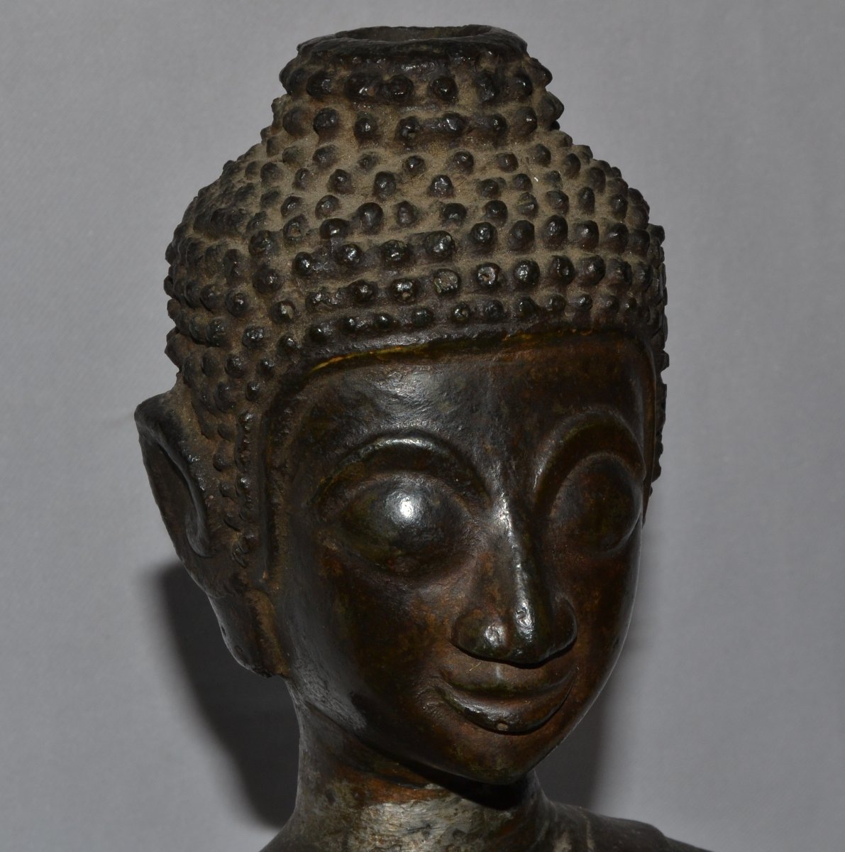 Cast Bronze Buddha. Southeast Asia. 17th Century Or Earlier.-photo-4