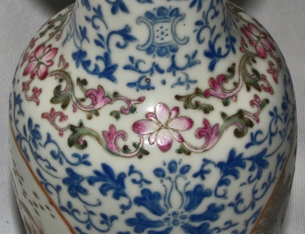 Vase en porcelaine. Marque de Qianlong. Chine 19° siècle. -photo-4