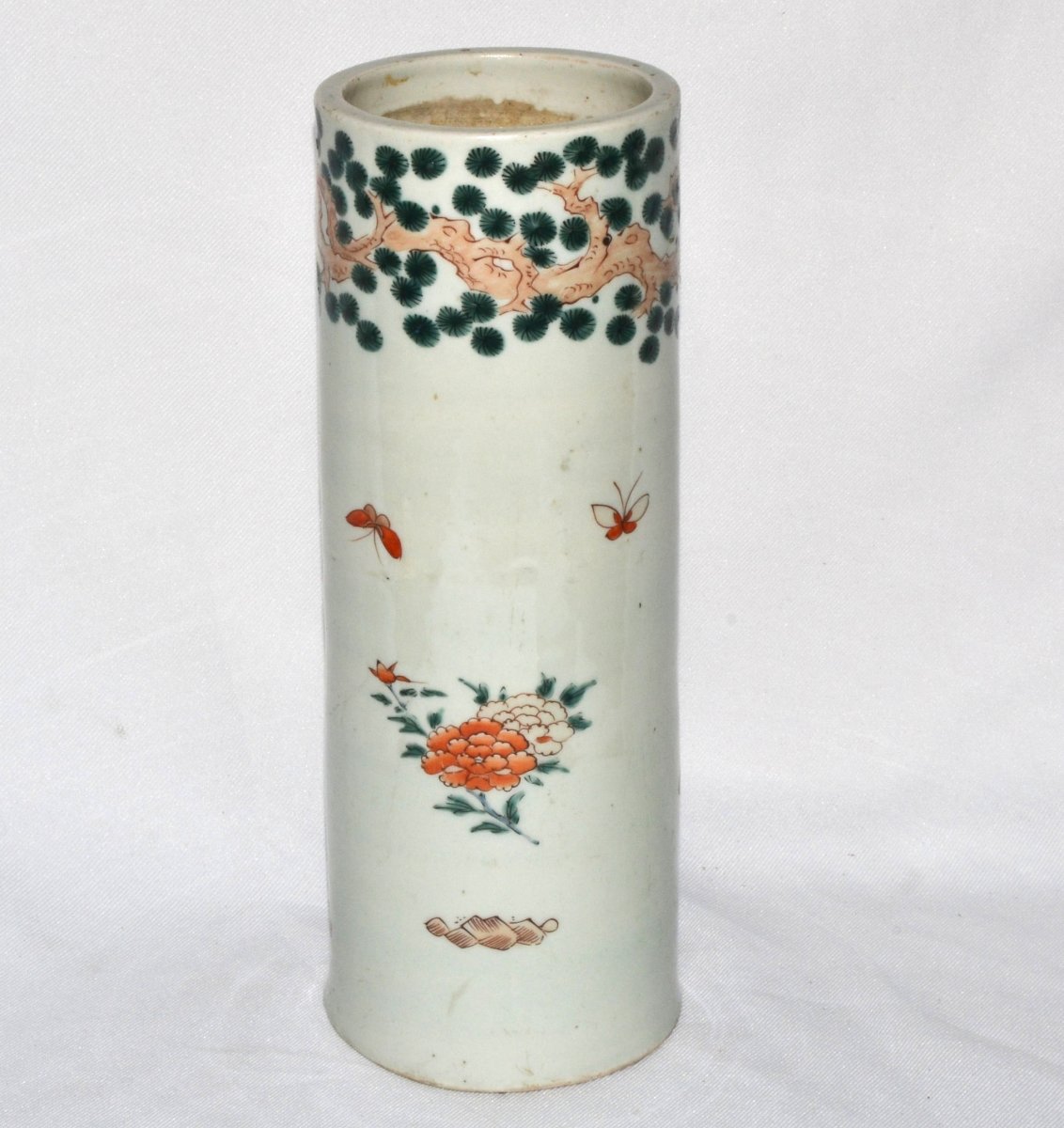 Vase en porcelaine. Fours de Kakiemon. Japon 19° siècle. -photo-2
