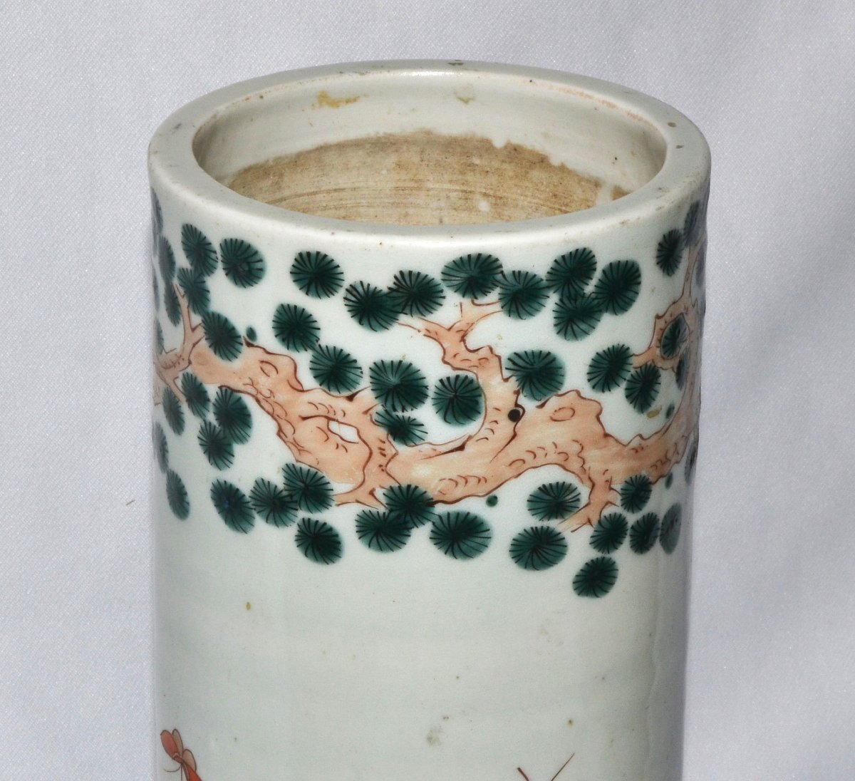 Vase en porcelaine. Fours de Kakiemon. Japon 19° siècle. -photo-3