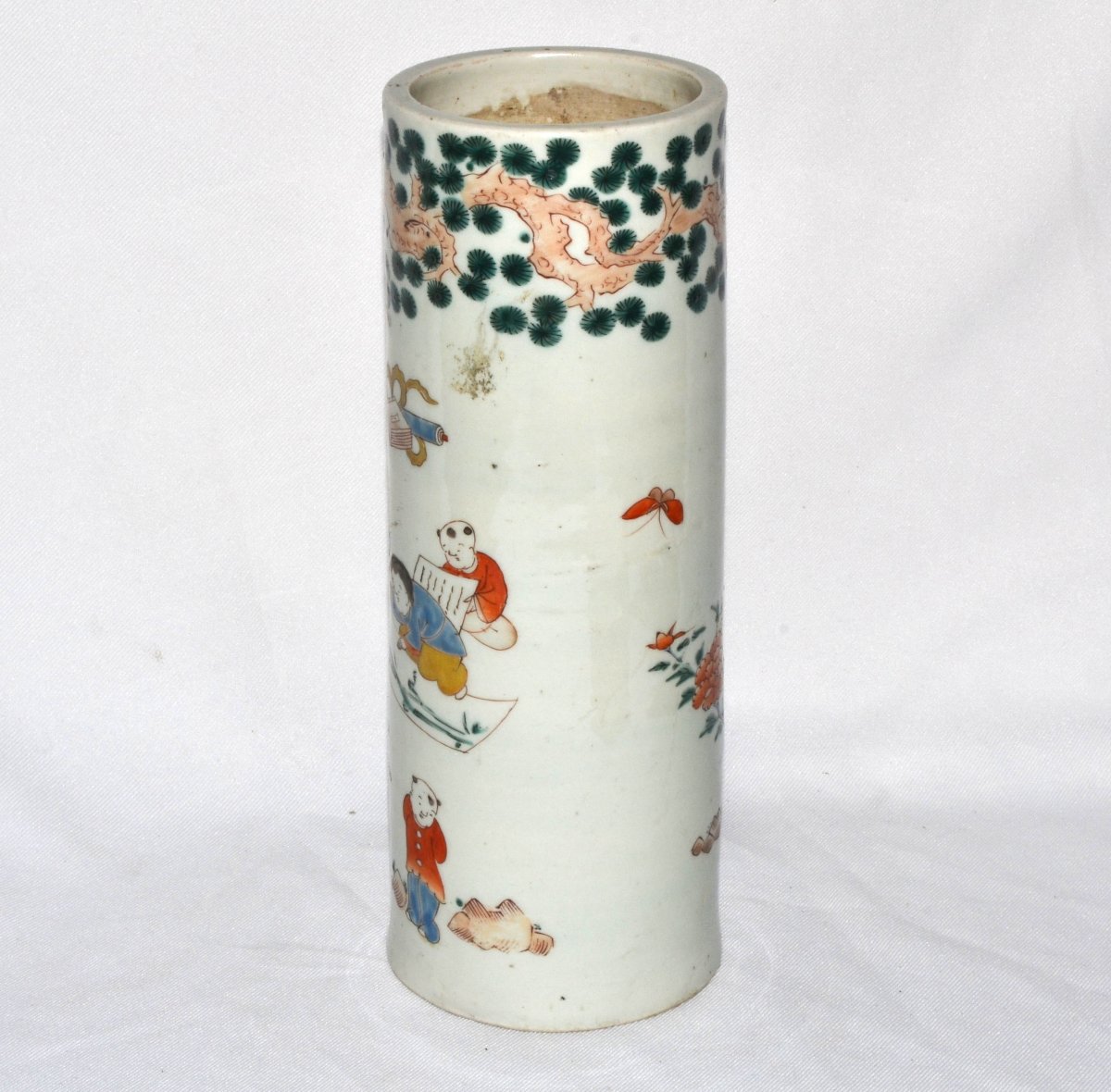 Vase en porcelaine. Fours de Kakiemon. Japon 19° siècle. -photo-1