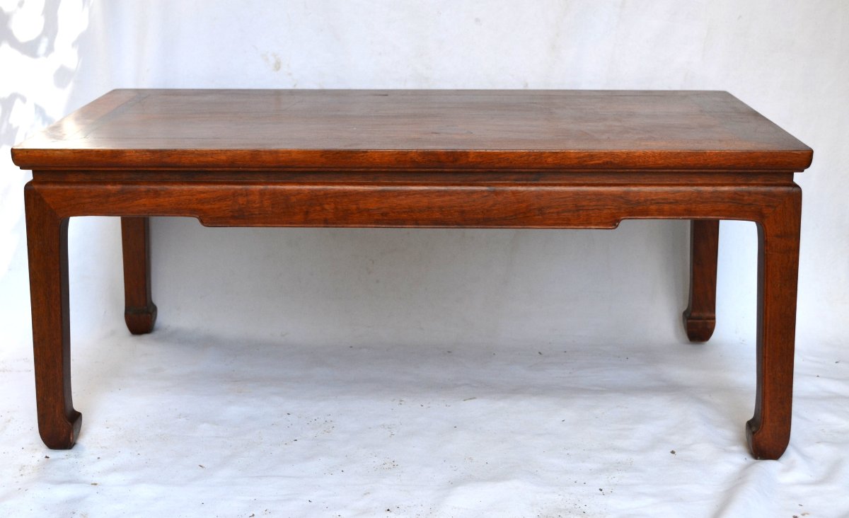 Table basse en bois précieux. Chine style Ming début du 20° siècle. -photo-2