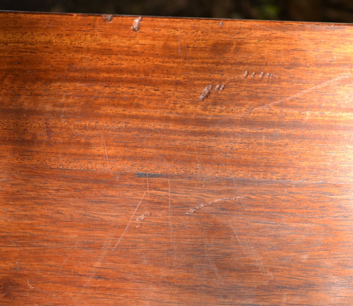 Table basse en bois précieux. Chine style Ming début du 20° siècle. -photo-3