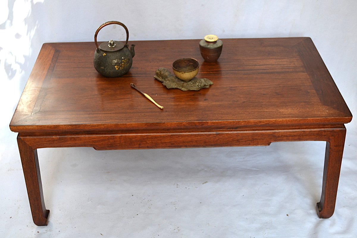 Table basse en bois précieux. Chine style Ming début du 20° siècle. -photo-4