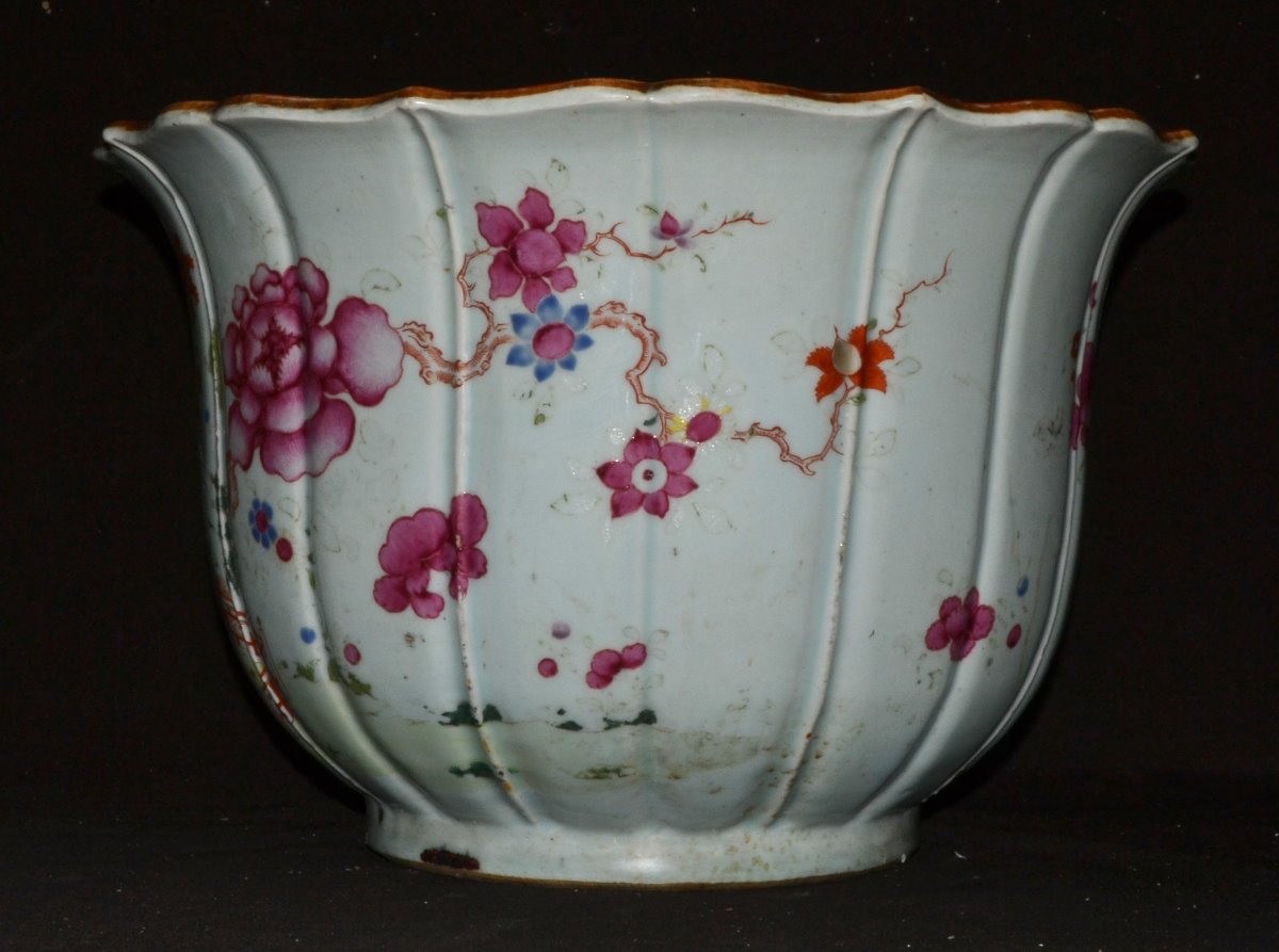 Large Famille Rose Porcelain Jardinière. China, Early 18th Century.-photo-1