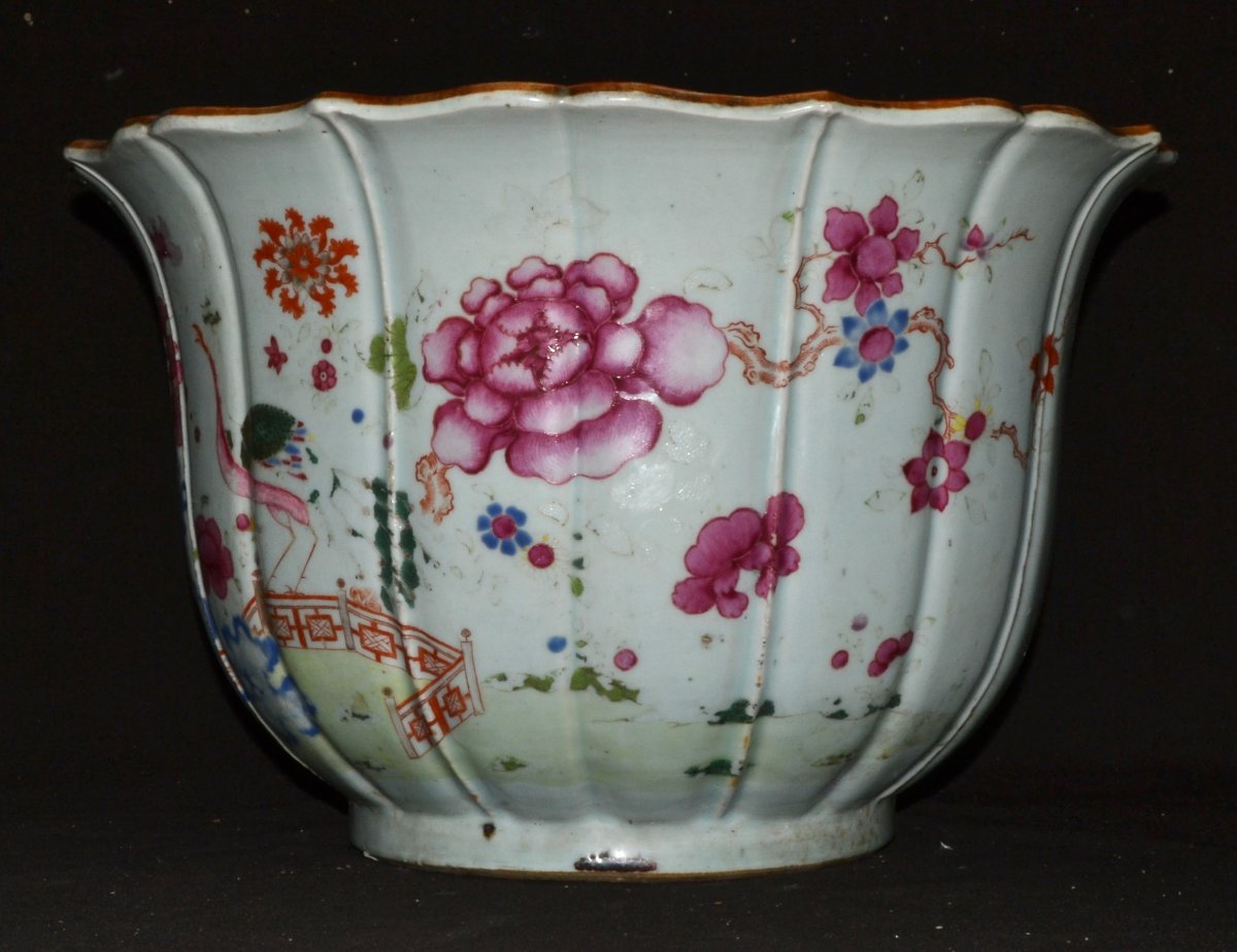 Large Famille Rose Porcelain Jardinière. China, Early 18th Century.-photo-7