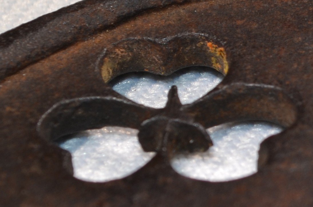 Iron Tsuba With Openwork (sukashi) And Inlaid Decoration. Edo Period, Japan. Anonymous. -photo-3