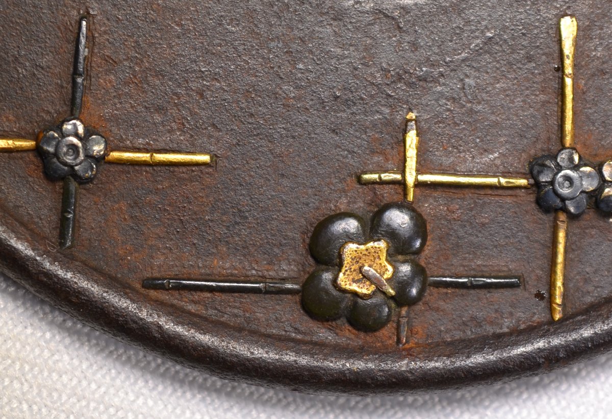 Iron Tsuba With Openwork (sukashi) And Inlaid Decoration. Edo Period, Japan. Anonymous. -photo-2