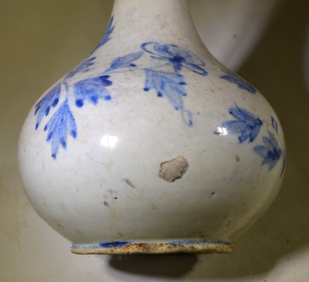 Porcelain Vase Decorated With Peonies In Cobalt Blue. Joseon Dynasty, Korea, 19th Century. -photo-4