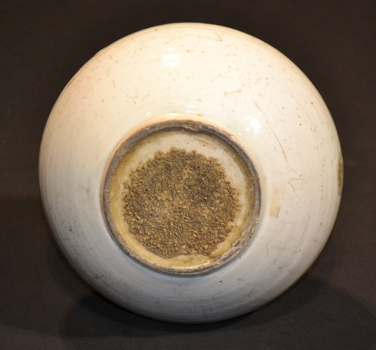 White Porcelain Vase. Korea, Joseon (choson) Period, 19th Century -photo-6