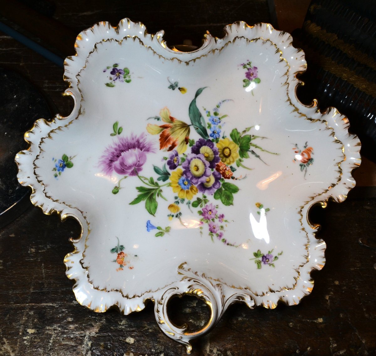 Porcelain Candy Dish Decorated By Richard Klemm. Meissen And Dresden, 19th Century.  -photo-2