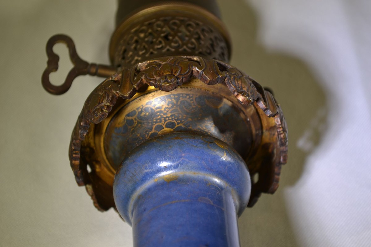 Porcelain Vase, Powder-blue With Gold Decoration. China, 18th Century. Kangxi Reign.-photo-3
