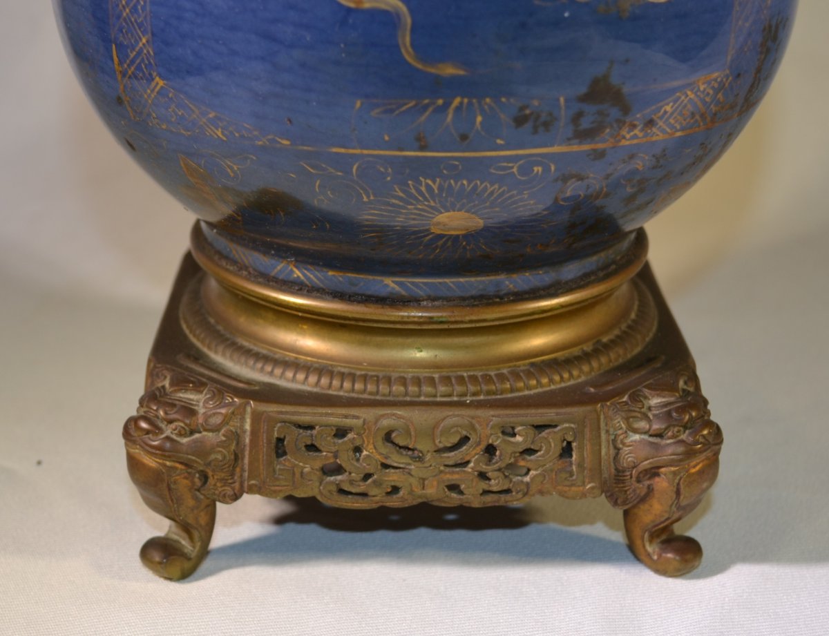 Porcelain Vase, Powder-blue With Gold Decoration. China, 18th Century. Kangxi Reign.-photo-4