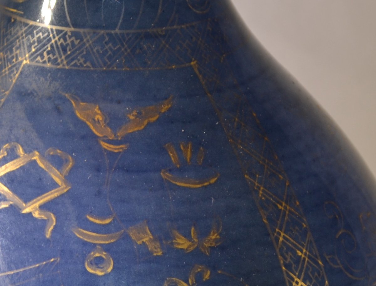 Porcelain Vase, Powder-blue With Gold Decoration. China, 18th Century. Kangxi Reign.-photo-5