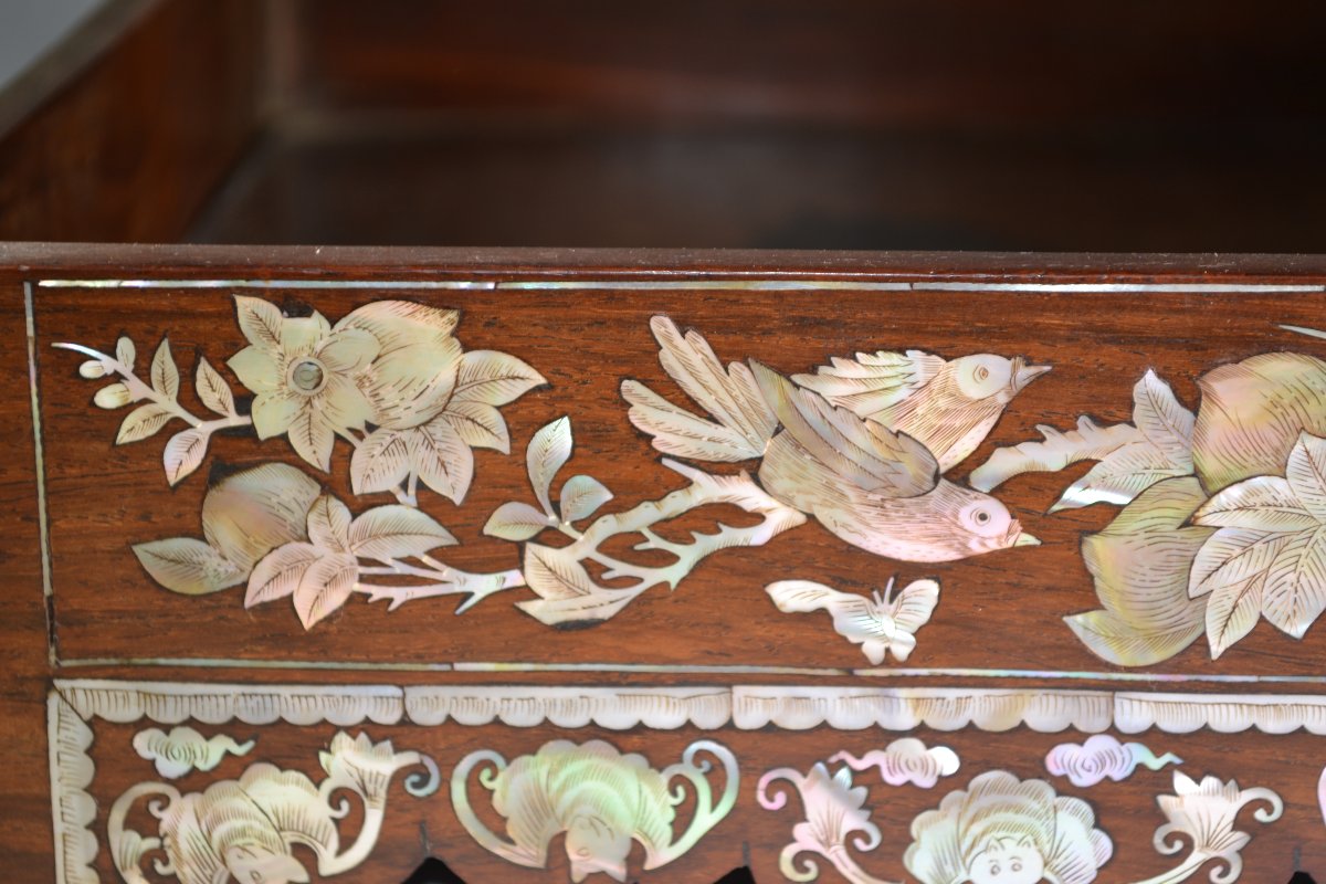 Display Tray Made Of Precious Wood And Mother-of-pearl. Vietnam Or China, 19th Century.-photo-2