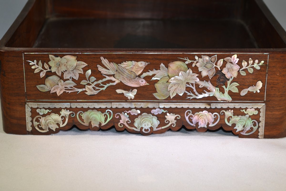 Display Tray Made Of Precious Wood And Mother-of-pearl. Vietnam Or China, 19th Century.-photo-3