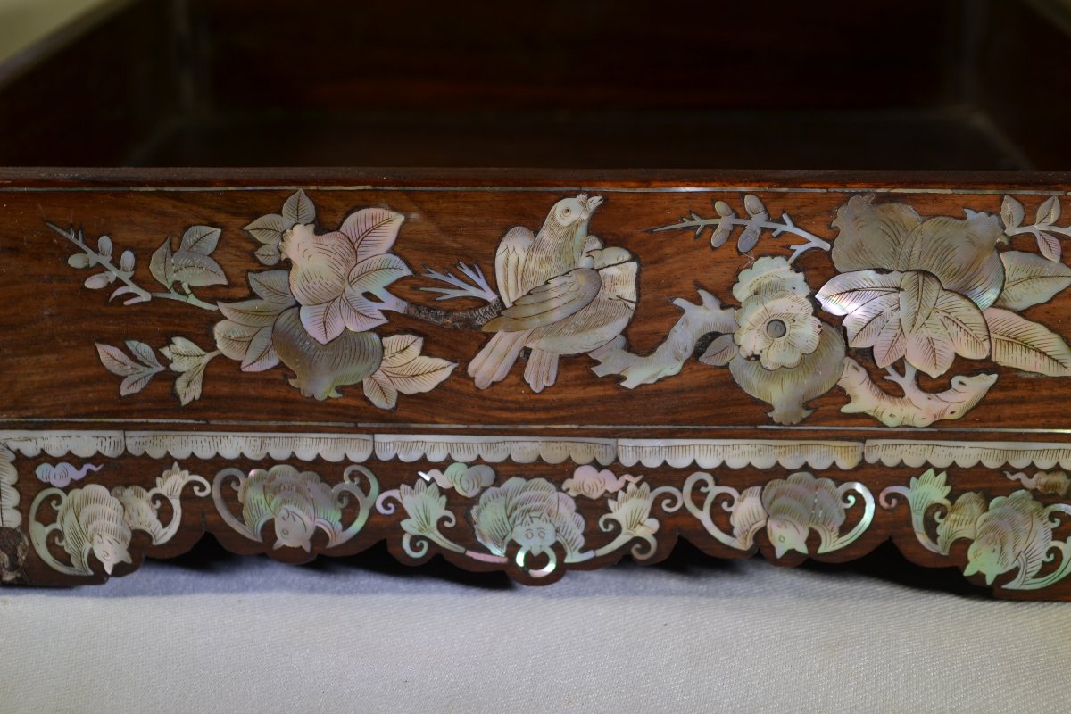 Display Tray Made Of Precious Wood And Mother-of-pearl. Vietnam Or China, 19th Century.-photo-4
