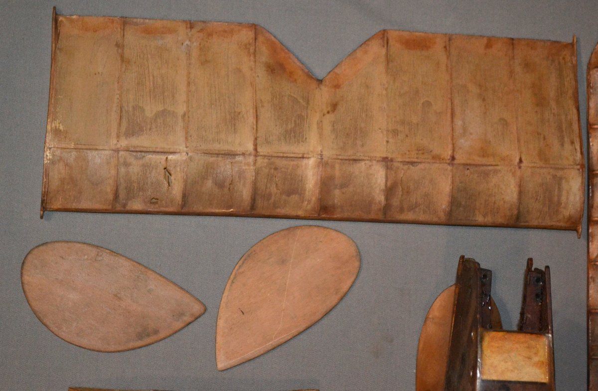 Maquette d'avion en bois et soie équipée d'un moteur diesel Allouchery. France 1925-30.-photo-6