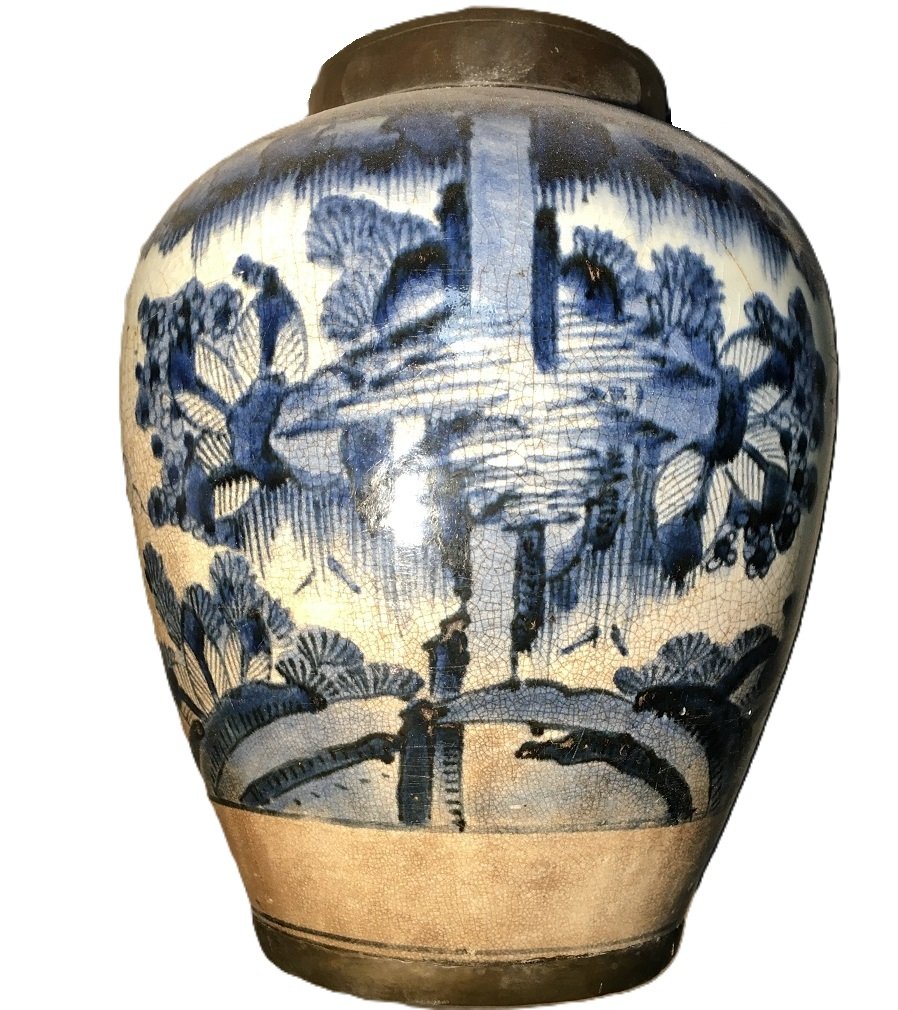 Jarre en porcelaine d'Arita. Décor en bleu de cobalt. Japon, XVIIe siècle.  -photo-4