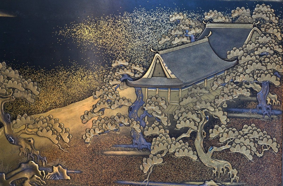 Double-tiered Table With A Gold-powdered Finish. Japan Early Edo Period, 17th Century. -photo-2