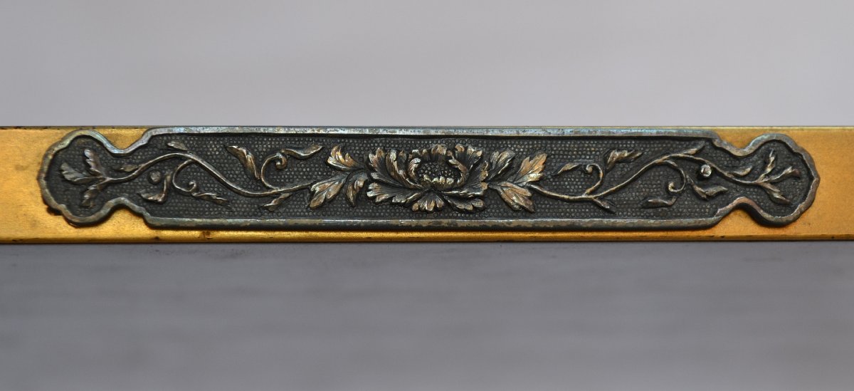 Double-tiered Table With A Gold-powdered Finish. Japan Early Edo Period, 17th Century. -photo-2