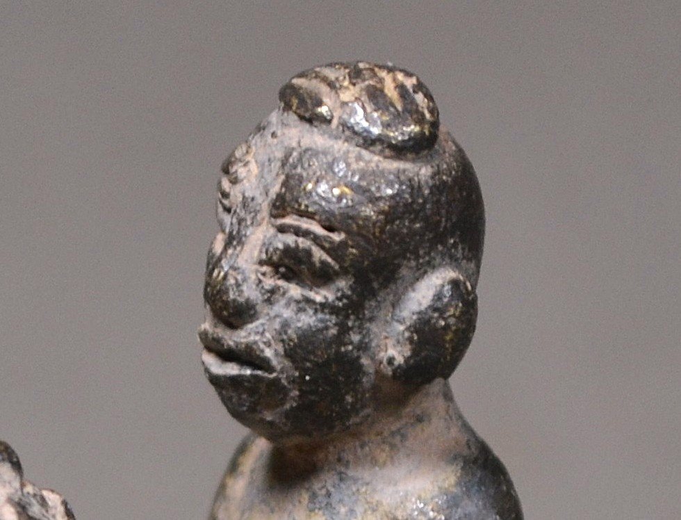  A Couple Embracing, Cast In Bronze. Southeast Asia, India, Ceylon, Kashmir. Antique. -photo-7