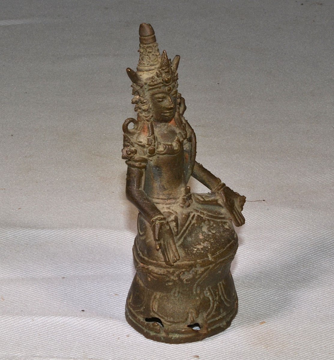 Divinité en bronze. Sud-est asie. 19° siècle ou antérieur.-photo-2