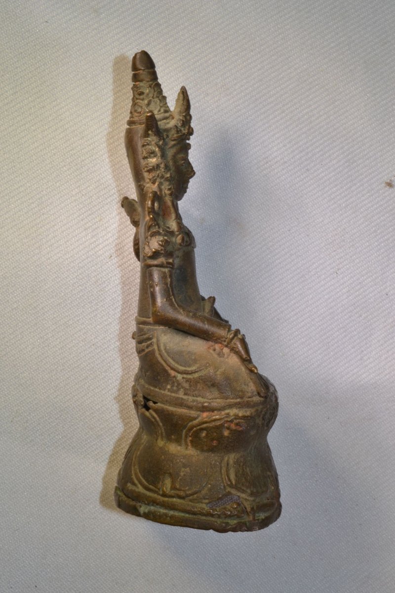 Divinité en bronze. Sud-est asie. 19° siècle ou antérieur.-photo-1