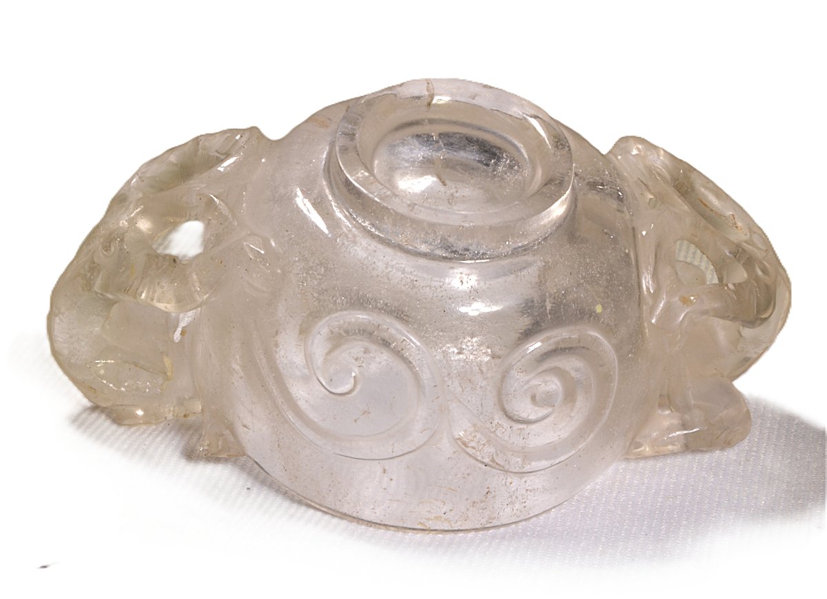 Coupe libatoire en cristal de roche sculpté de Chilong. Chine, dynastie Ming (1368–1644). -photo-3