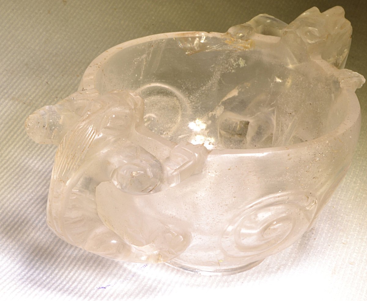 Coupe libatoire en cristal de roche sculpté de Chilong. Chine, dynastie Ming (1368–1644). -photo-7