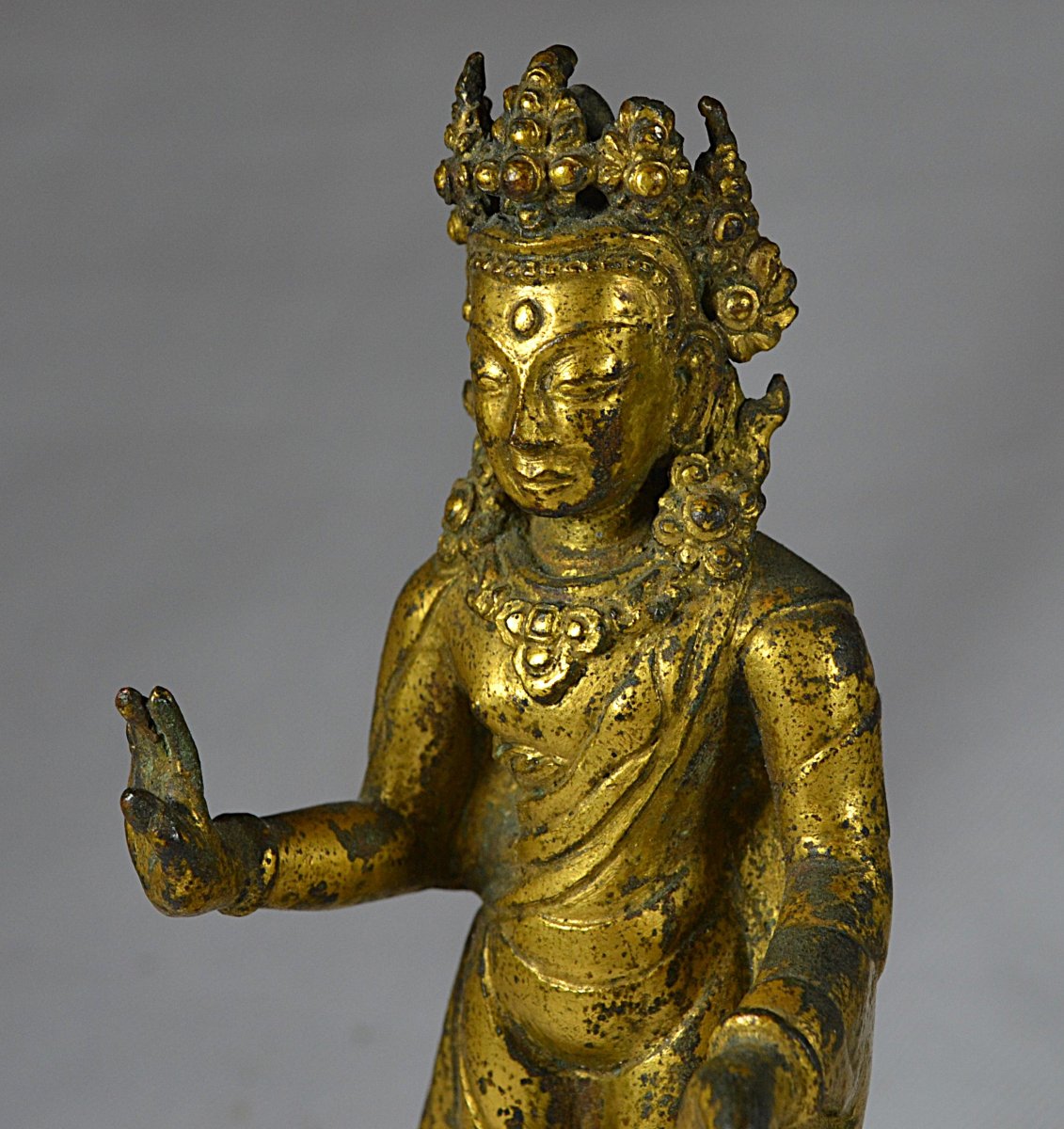 Bodhisattva en bronze doré. Népal ou Tibet, 16°siècle ou avant.  -photo-3