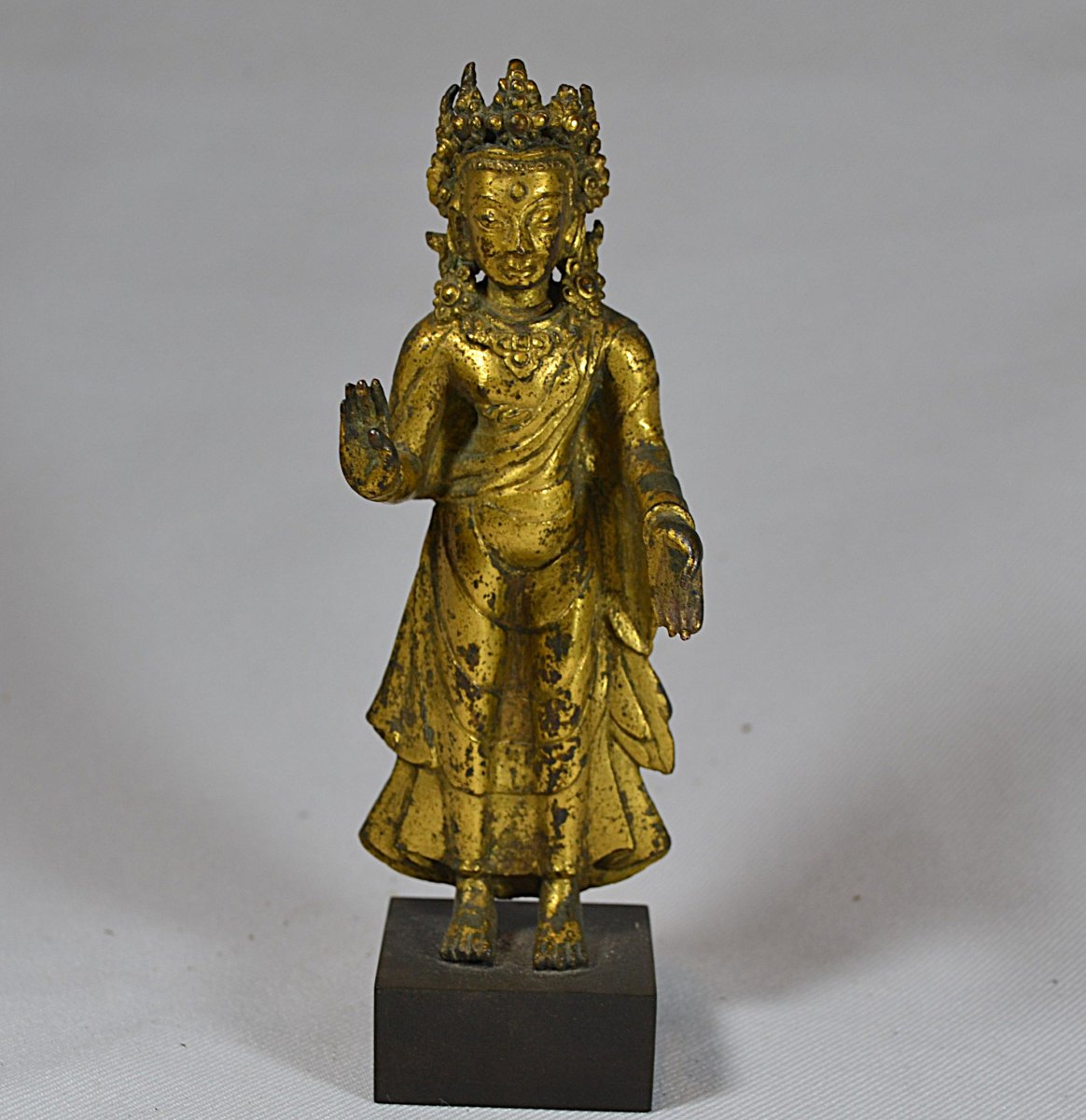 Bodhisattva en bronze doré. Népal ou Tibet, 16°siècle ou avant.  -photo-1
