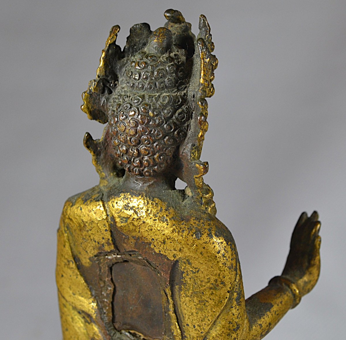Bodhisattva en bronze doré. Népal ou Tibet, 16°siècle ou avant.  -photo-4